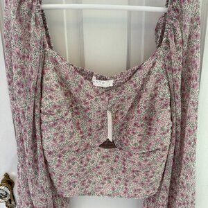 NWT Astr the Label Long Sleeve Smocked Top